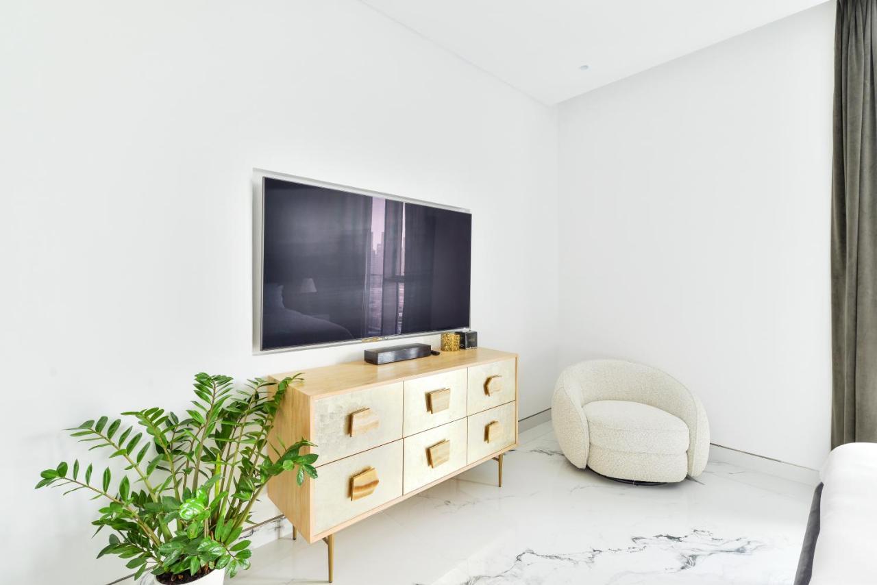 Luxurious 3 Bedroom W Maidroom In Bluewaters Island ドバイ エクステリア 写真
