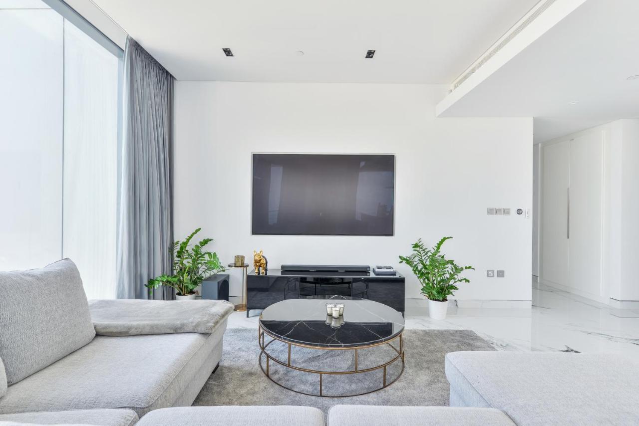 Luxurious 3 Bedroom W Maidroom In Bluewaters Island ドバイ エクステリア 写真