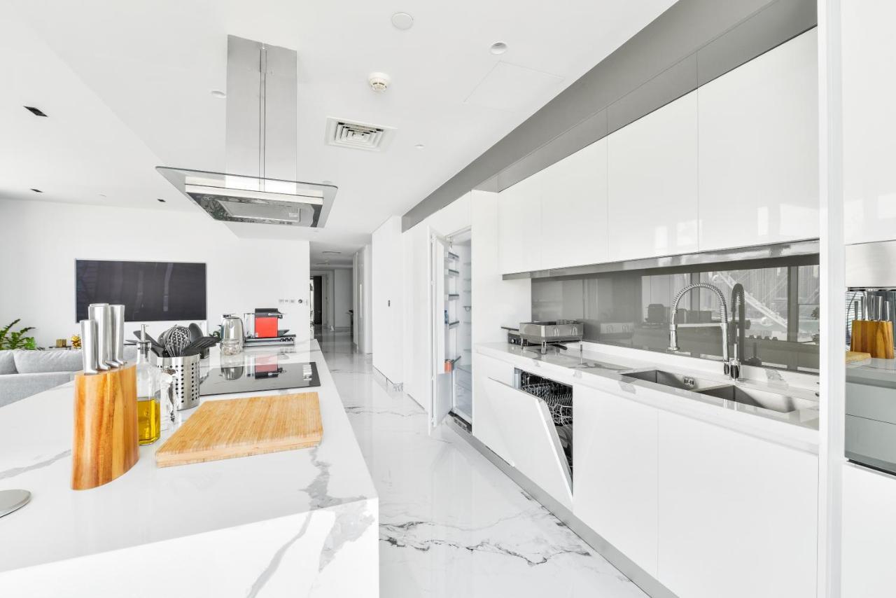 Luxurious 3 Bedroom W Maidroom In Bluewaters Island ドバイ エクステリア 写真