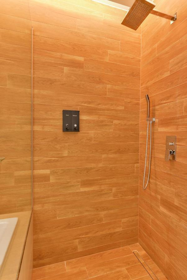 Luxurious 3 Bedroom W Maidroom In Bluewaters Island ドバイ エクステリア 写真