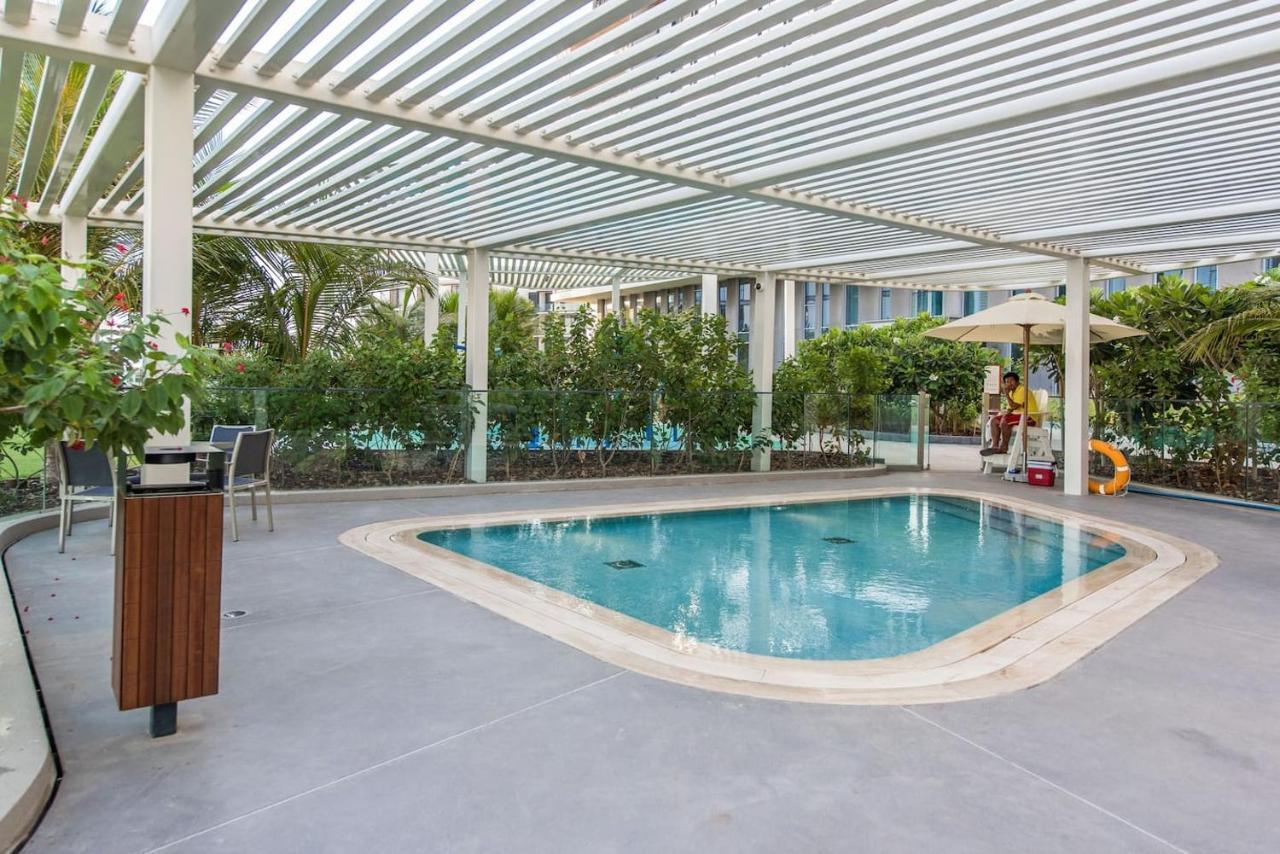 Luxurious 3 Bedroom W Maidroom In Bluewaters Island ドバイ エクステリア 写真